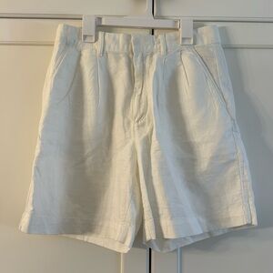 Gap White Shorts